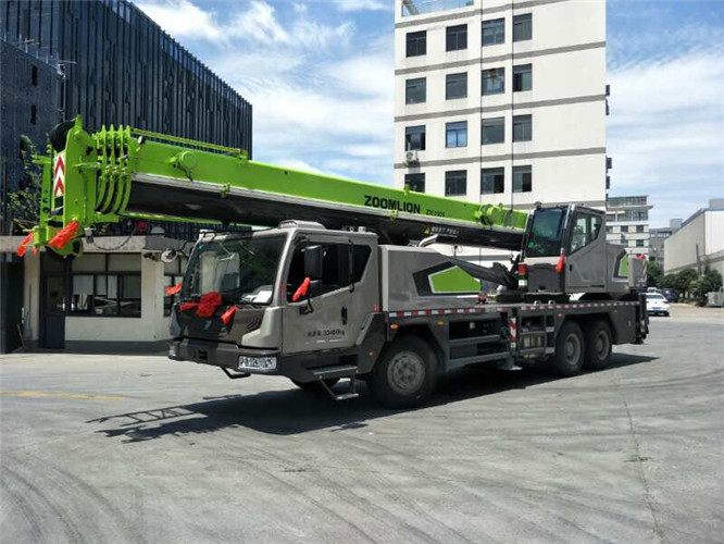 天水市随车吊师傅告诉你租赁随车吊车如何区分吨位
