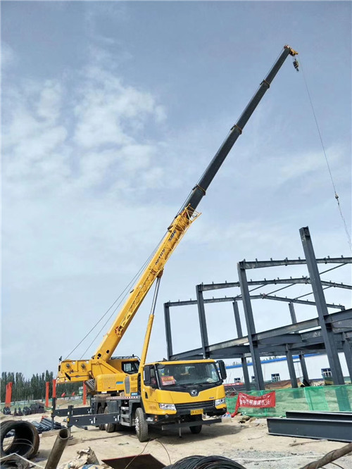 天水市超高层建筑钢结构吊装案例